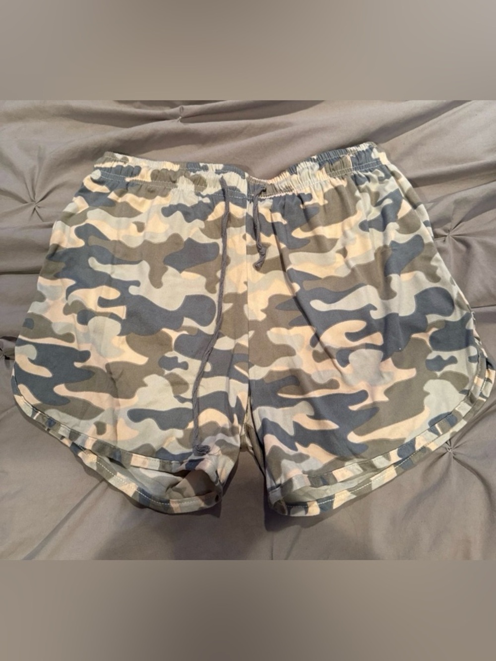 Women’s Hello Mello camo lounge shorts